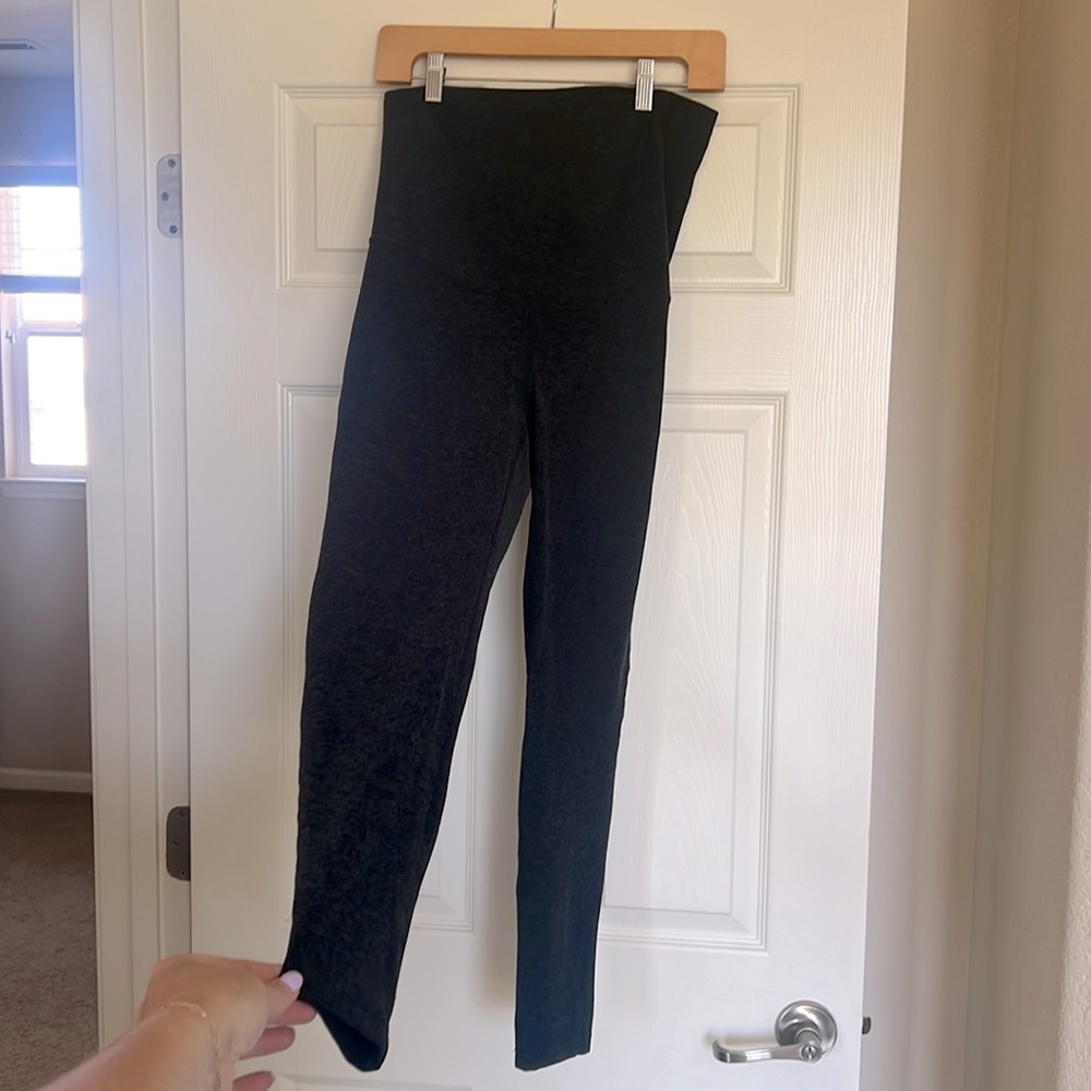 Barely worn Zella maternity leggings